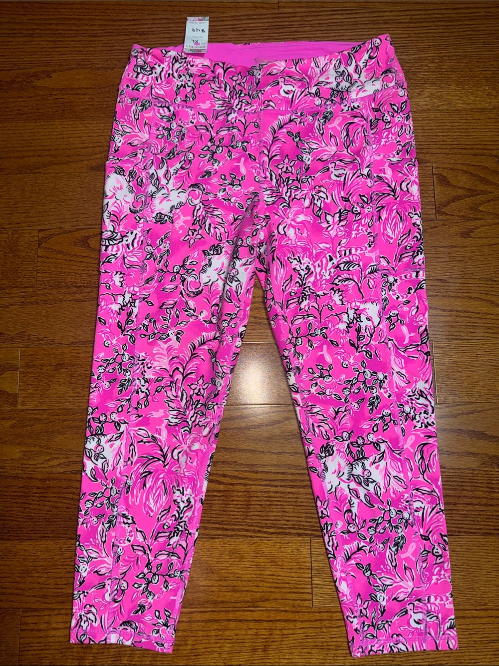 XL Lilly Pulitzer Purrposefully Pink weekender Midi Leggings